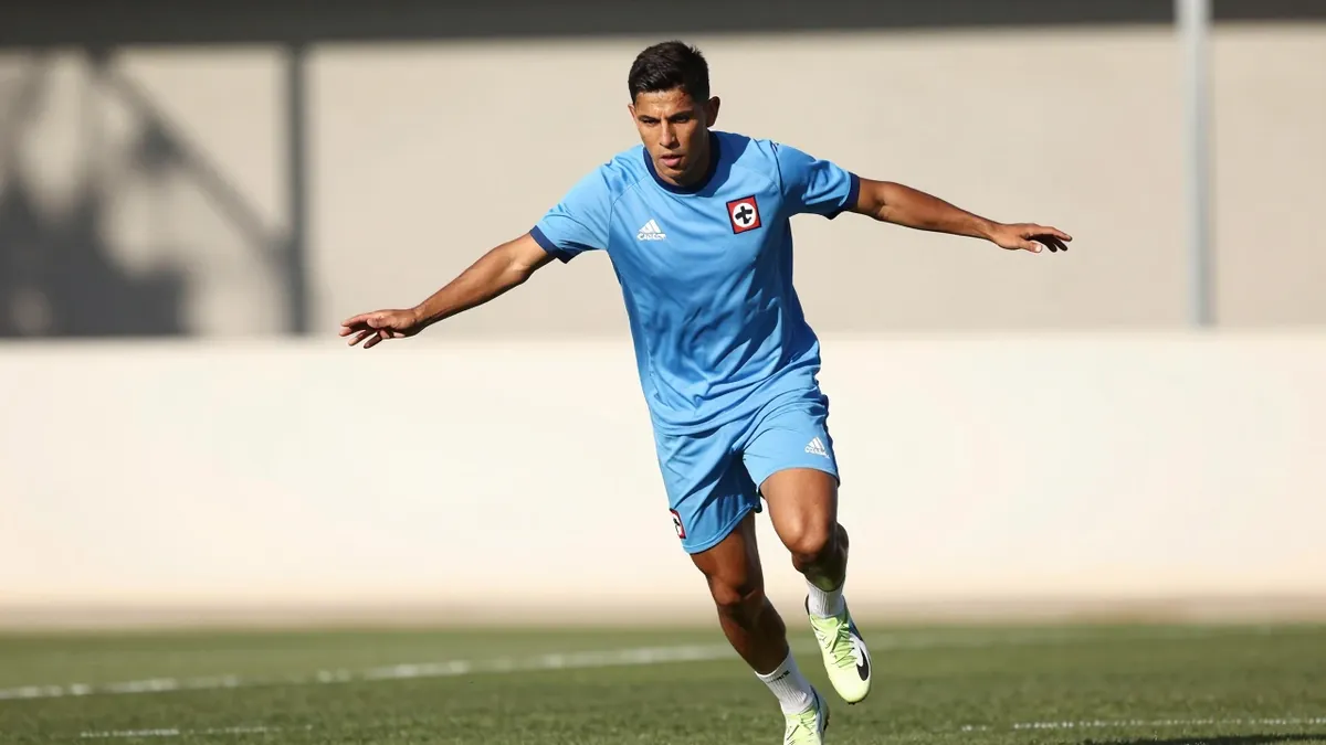 Cruz Azul, tercero en la tabla con 23 puntos, busca extender su racha invicta de cinco partidos cuando visite al...