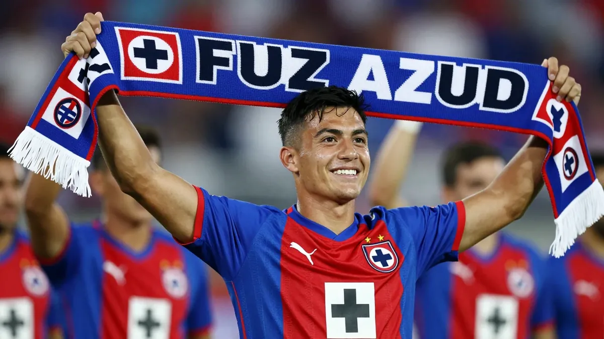 El lateral derecho Alan Mozo se une a Cruz Azul en un traspaso definitivo por tres temporadas, con opción a una más, para...