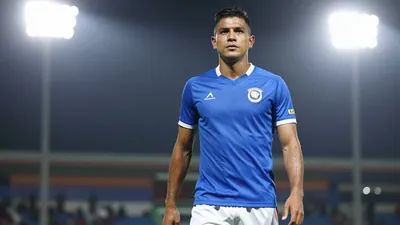 Cruz Azul is interested in signing Mexican player Heriberto Jurado from Cercle Brugge in Belgium, despite initial...