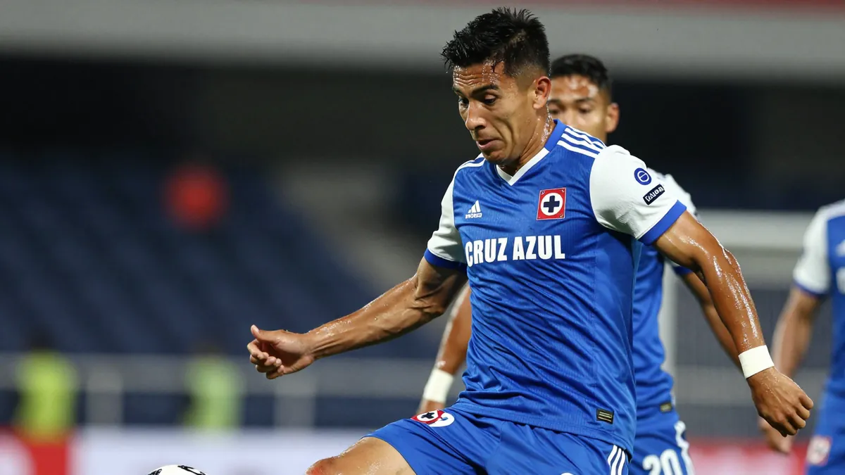 Agustín Palavecino destaca la competencia sana en Cruz Azul